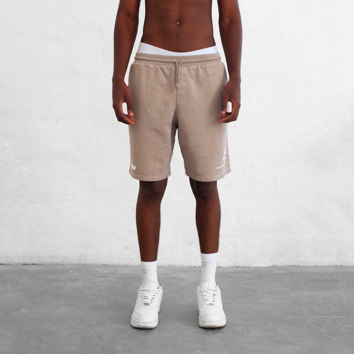 Short Beige Unisex Chosen