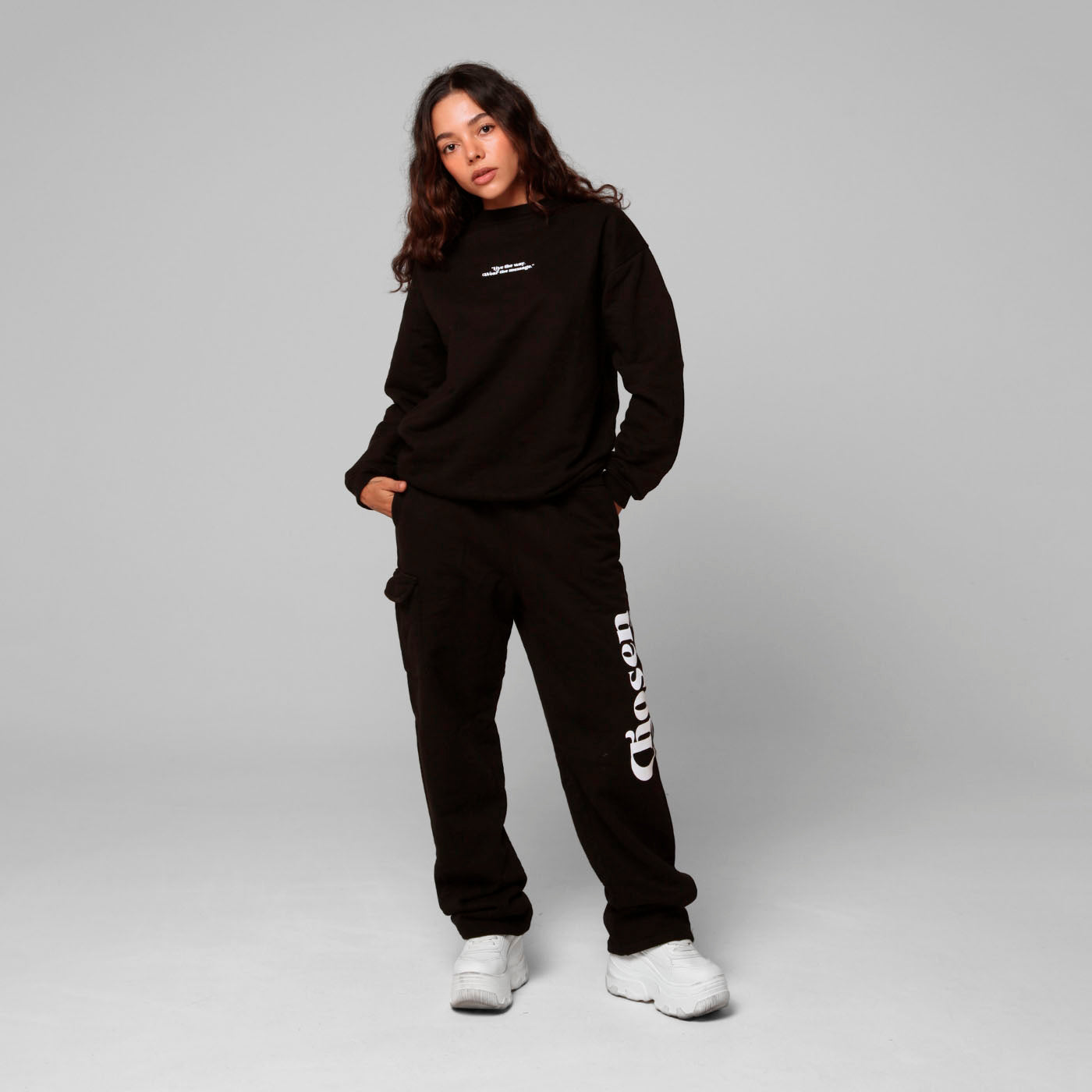 Women Black Crewneck Sweatshirt 385G