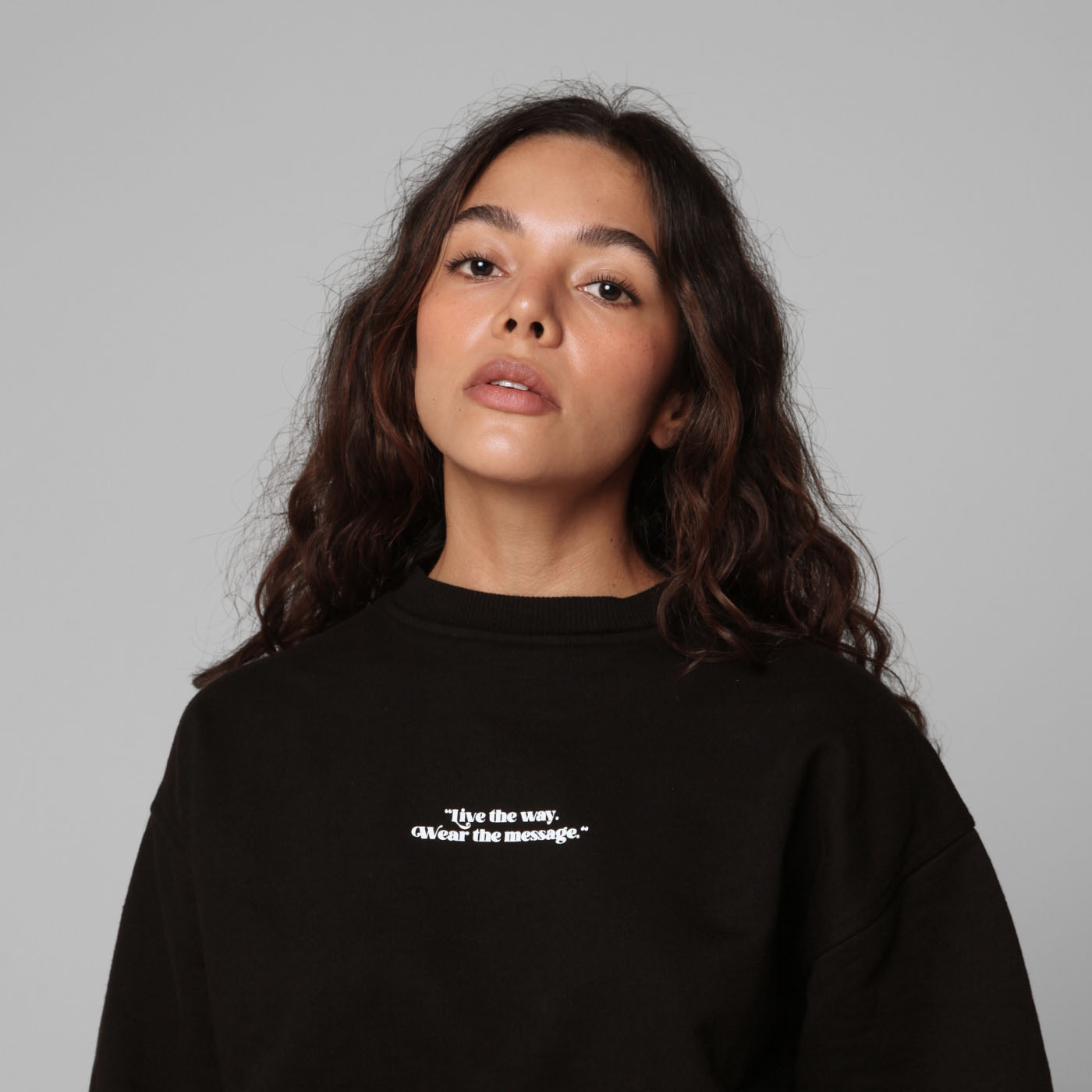 Women Black Crewneck Sweatshirt 385G